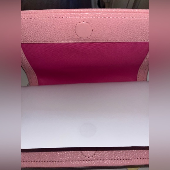 Marc Jacob’s Mini Crossbody Bag and Leather Card Case Set in Ribbon Pink 🎀 - Picture 6 of 8